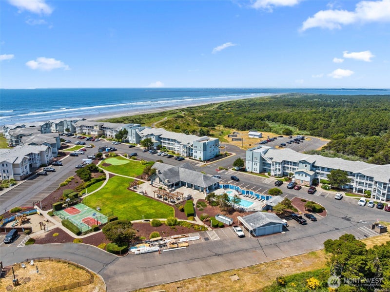 1600 W Ocean Avenue 1024