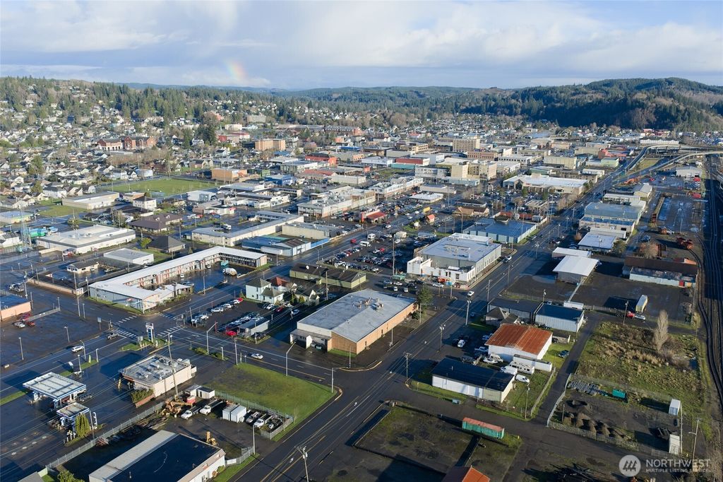 Photo of 315 S Michigan Street, Aberdeen, WA 98520 (MLS # 2470985)