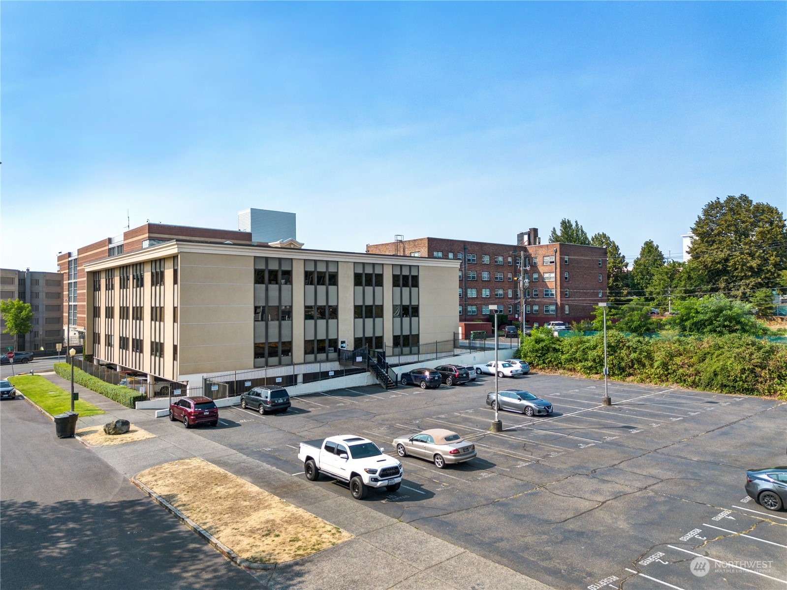 705 S 9th Street 201