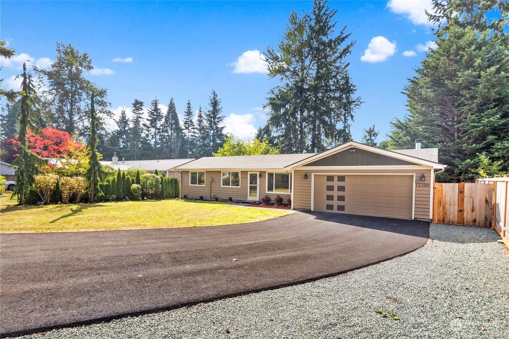 Photo of 13700 29th Avenue SE, Mill Creek, WA 98012 (MLS # 2165330)