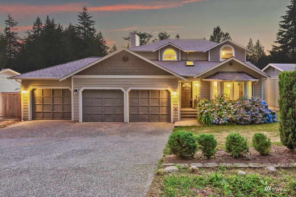 Photo of 7102 171st Avenue SE, Snohomish, WA 98290 (MLS # 1984949)