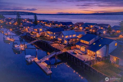 Photo of 201 N Beach Drive, Port Ludlow, WA 98365 (MLS # 2497610)