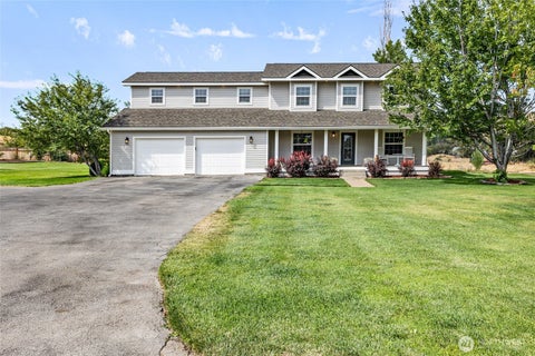 Photo of 14434 Cottonwood Canyon Road, Yakima, WA 98908 (MLS # 2573376)