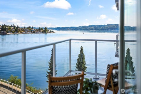 Photo of 320 Washington Avenue #408, Bremerton, WA 98337 (MLS # 2572271)