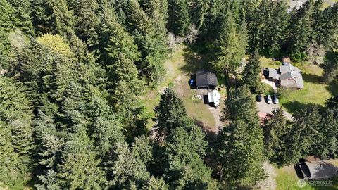 Photo of 11116 Skagit Drive SE, Olympia, WA 98501 (MLS # 2510546)