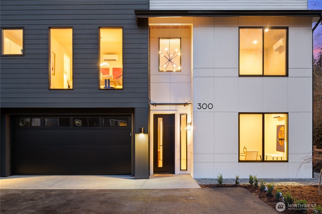 Photo of 300 SE 208th Street, Bothell, WA 98012 (MLS # 2479169)