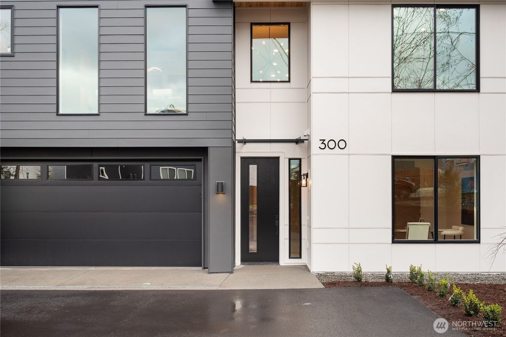 Photo of 300 SE 208th Street, Bothell, WA 98012 (MLS # 2479169)