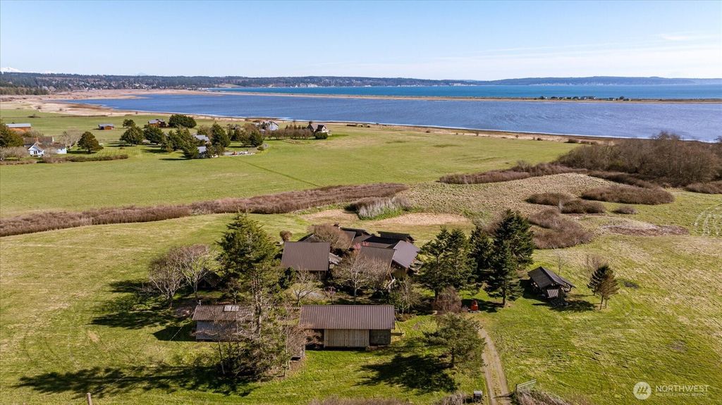 Photo of 1083 S Fort Casey Rd, Coupeville, WA 98239 (MLS # 2485117)