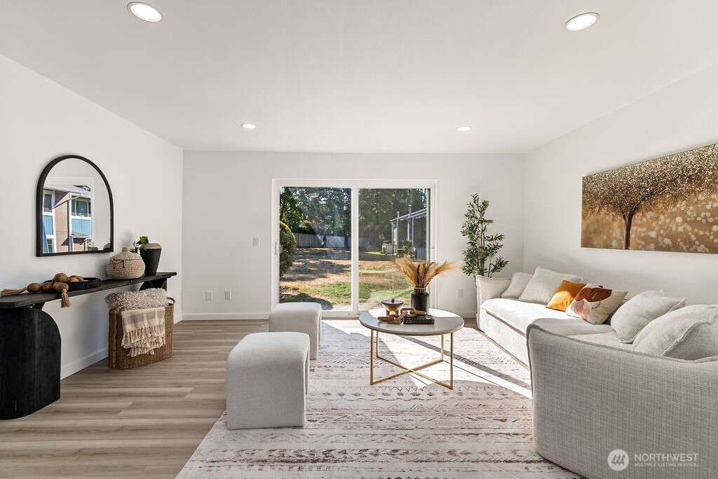 25416 106th Avenue NW D4