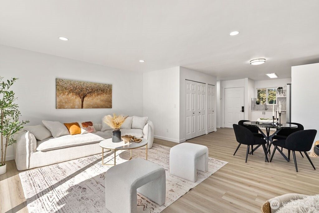 Photo of 25416 106th Avenue NW #D4, Kent, WA 98030 (MLS # 2466694)