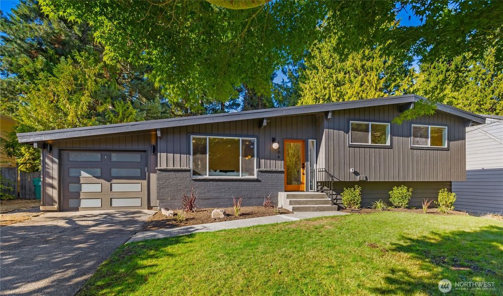 Photo of 1604 NW 192nd Street, Shoreline, WA 98177 (MLS # 2424737)