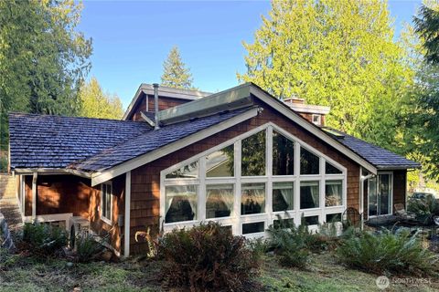 Photo of 82 Machias Loop, Port Ludlow, WA 98365 (MLS # 2492830)