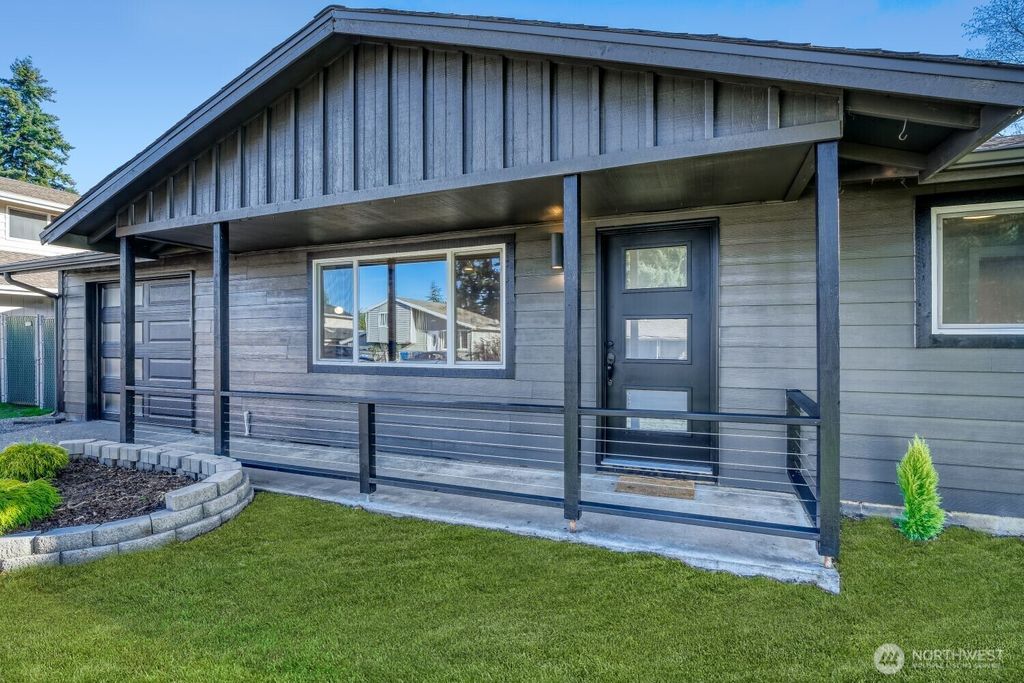 Photo of 30004 47th Place S, Auburn, WA 98001 (MLS # 2469510)