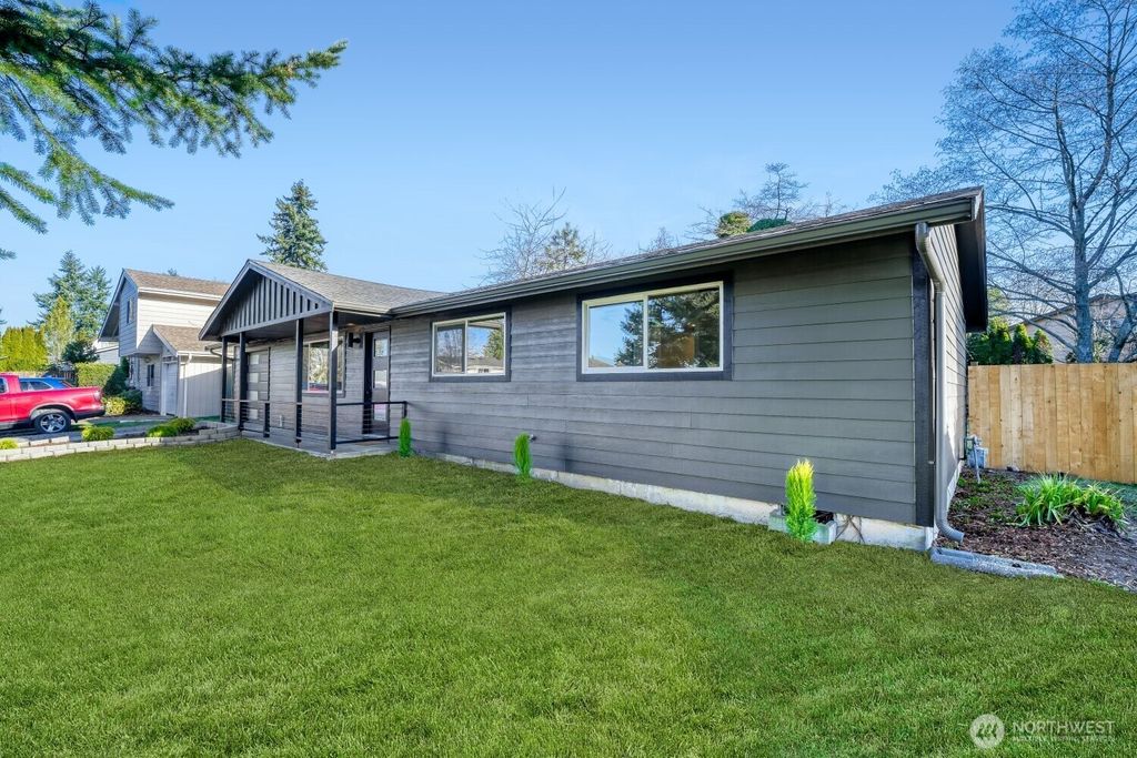Photo of 30004 47th Place S, Auburn, WA 98001 (MLS # 2469510)