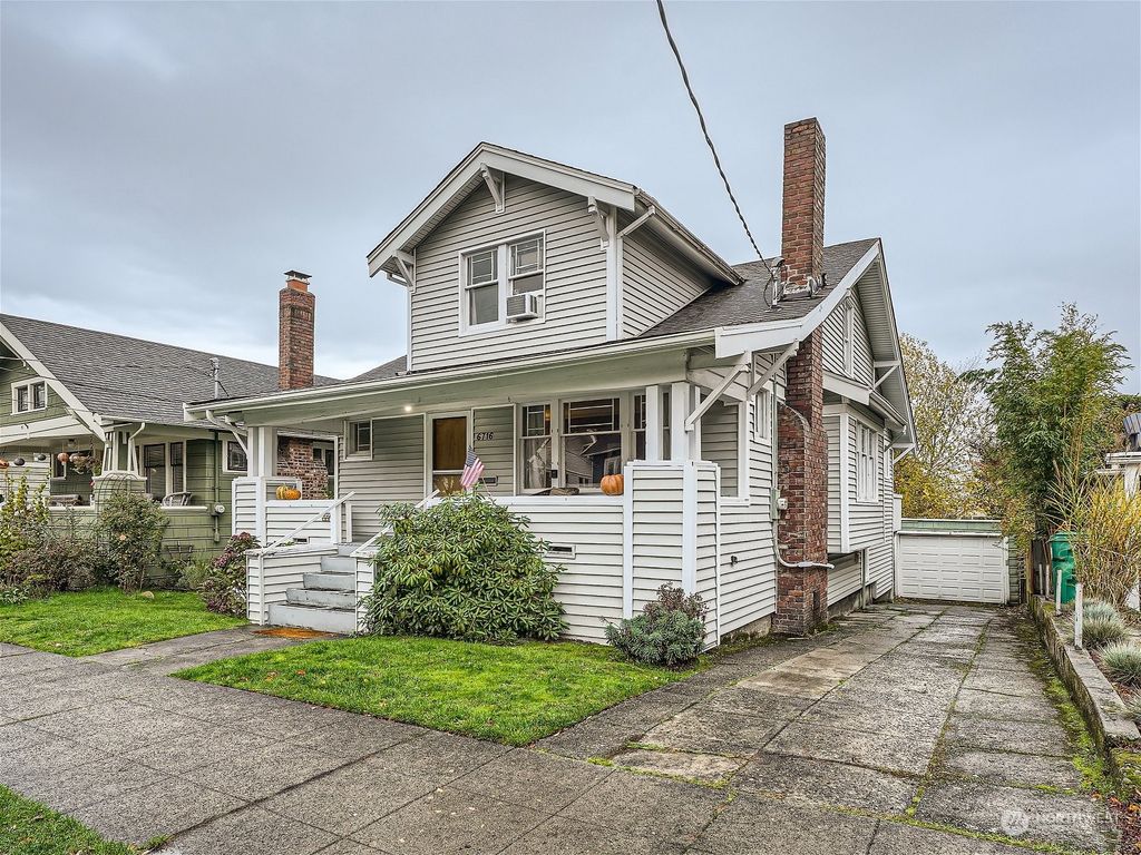 Photo of 6716 Phinney Avenue N, Seattle, WA 98103 (MLS # 2176536)