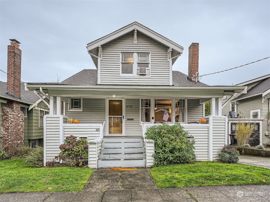 Photo of 6716 Phinney Avenue N, Seattle, WA 98103 (MLS # 2176536)