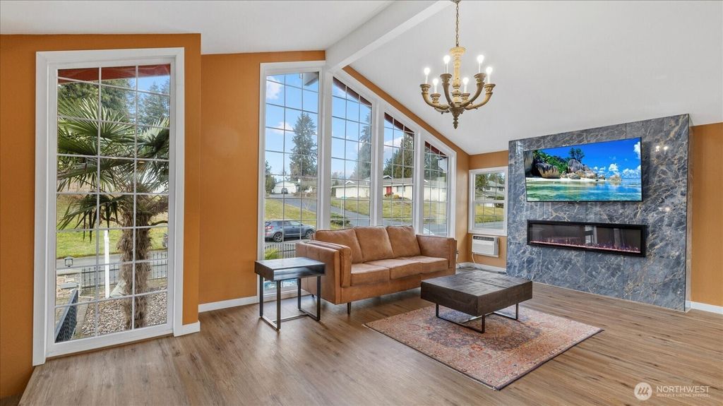 Photo of 6908 131st Avenue SE, Bellevue, WA 98006 (MLS # 2334109)