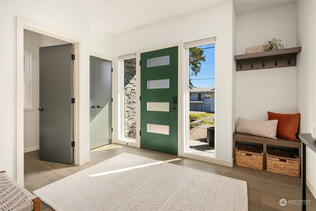 Photo of 932 NW 61st Street, Seattle, WA 98107 (MLS # 2314320)