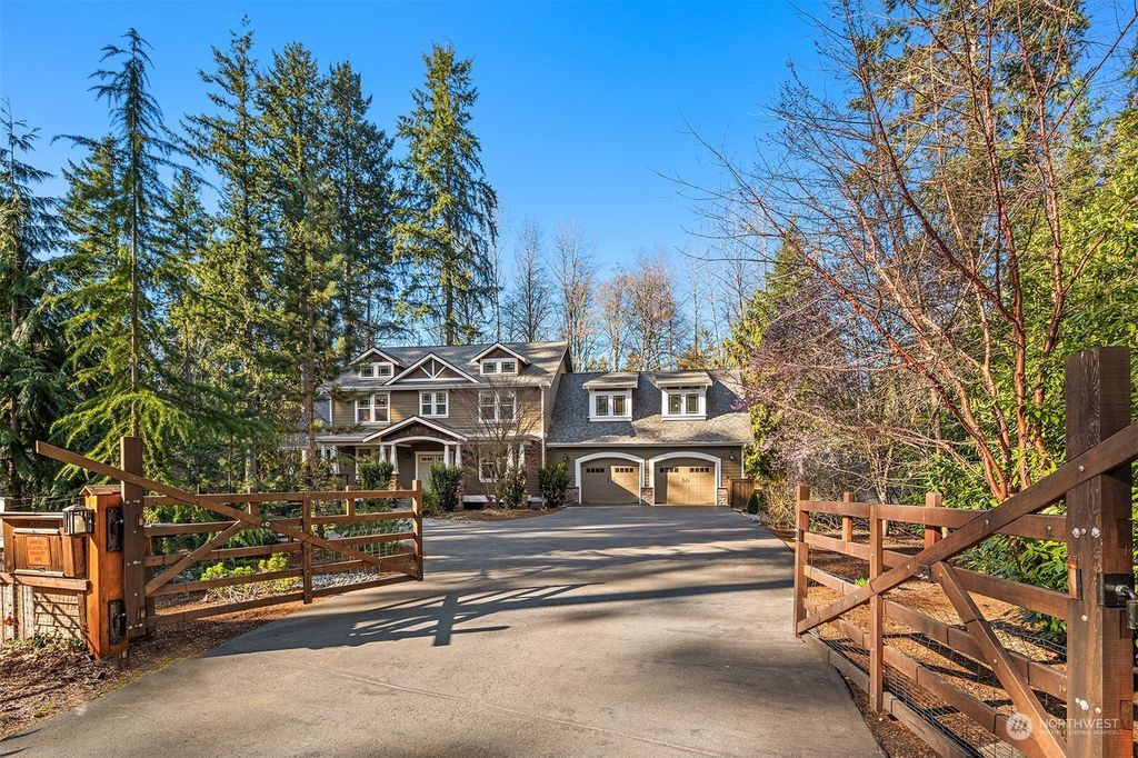 Photo of 5003 236th Avenue NE, Redmond, WA 98053 (MLS # 2213006)