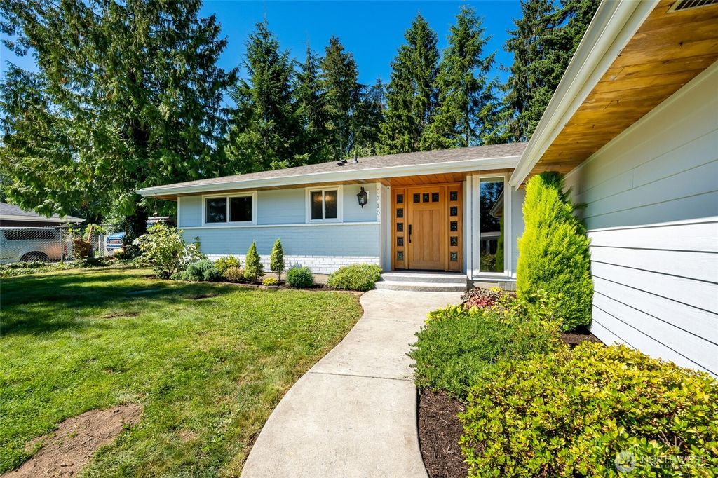 Photo of 3710 101st Avenue SE, Lake Stevens, WA 98258 (MLS # 2417685)