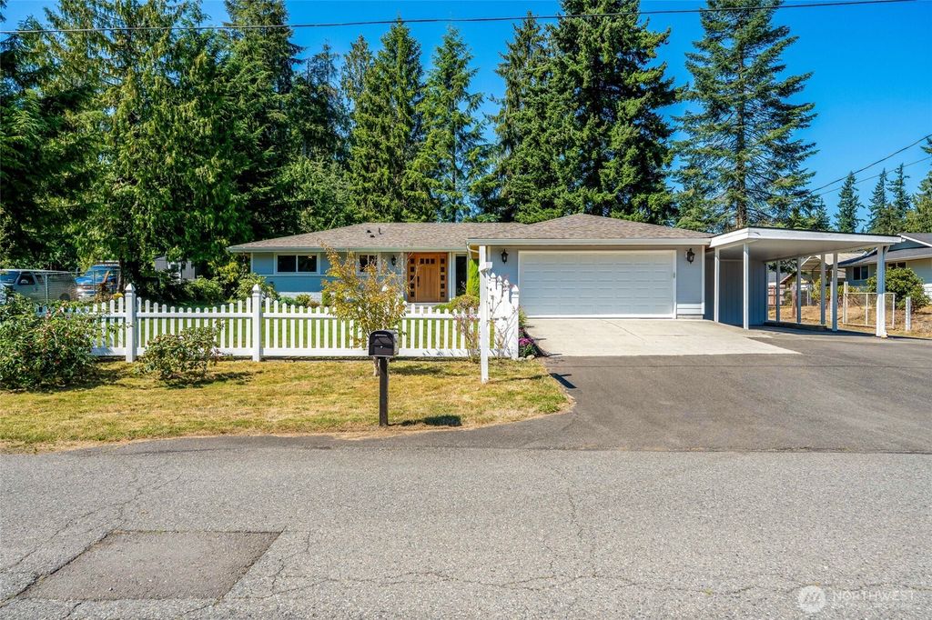 Photo of 3710 101st Avenue SE, Lake Stevens, WA 98258 (MLS # 2417685)