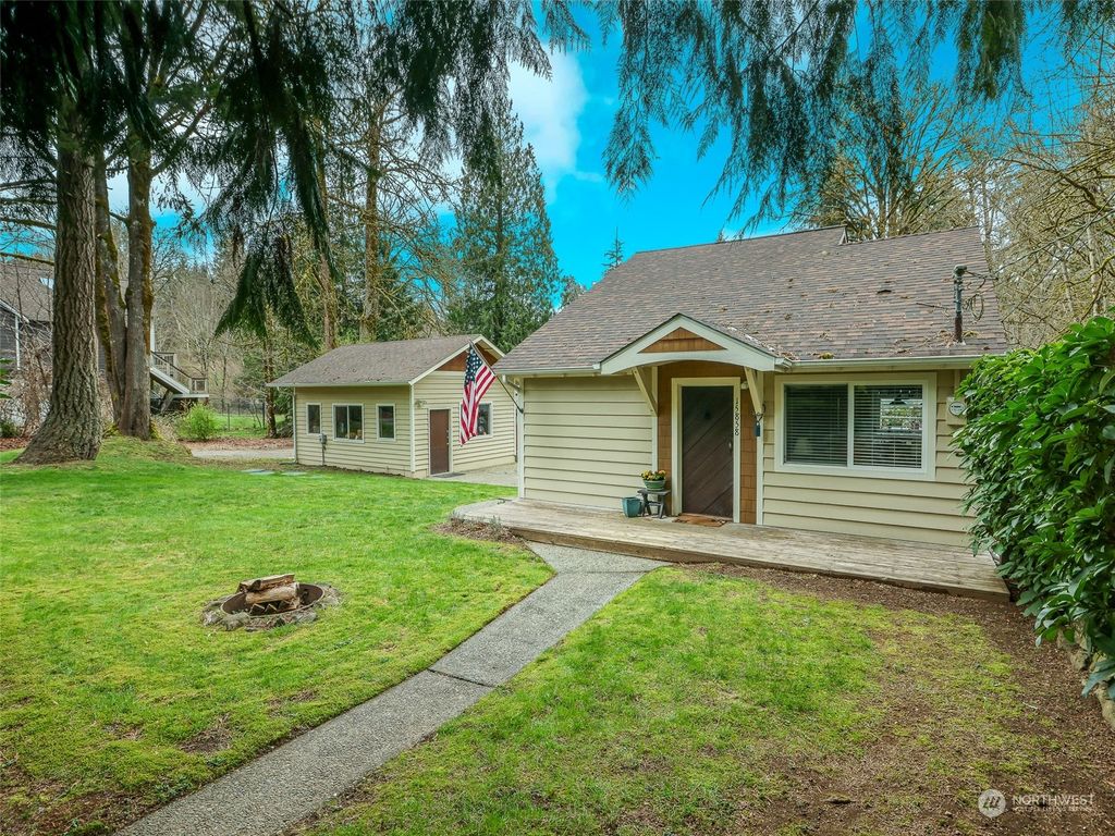 Photo of 15858 SE 116th Street, Renton, WA 98059 (MLS # 2212698)