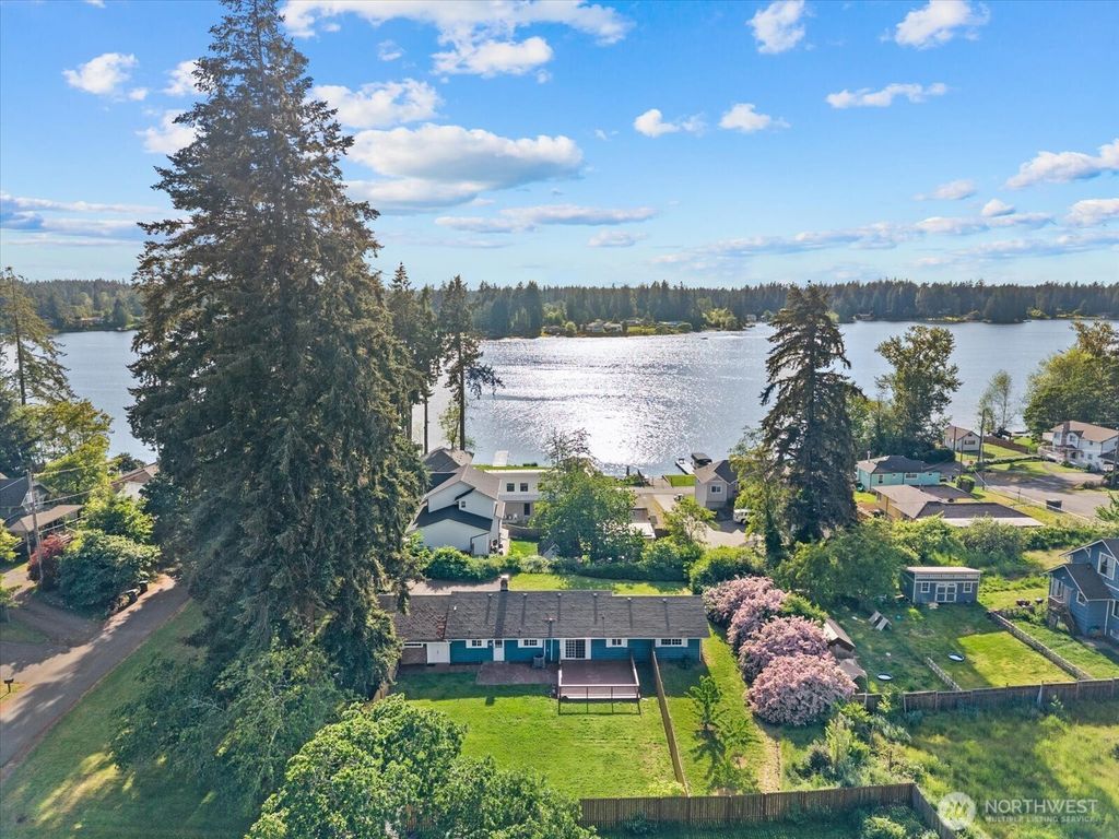Photo of 625 165th Street S, Spanaway, WA 98387 (MLS # 2526503)