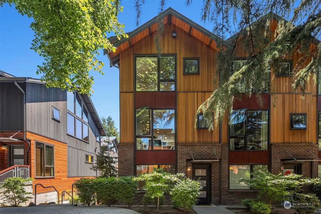 Photo of 6525 34th Avenue NE #A, Seattle, WA 98115 (MLS # 2131902)