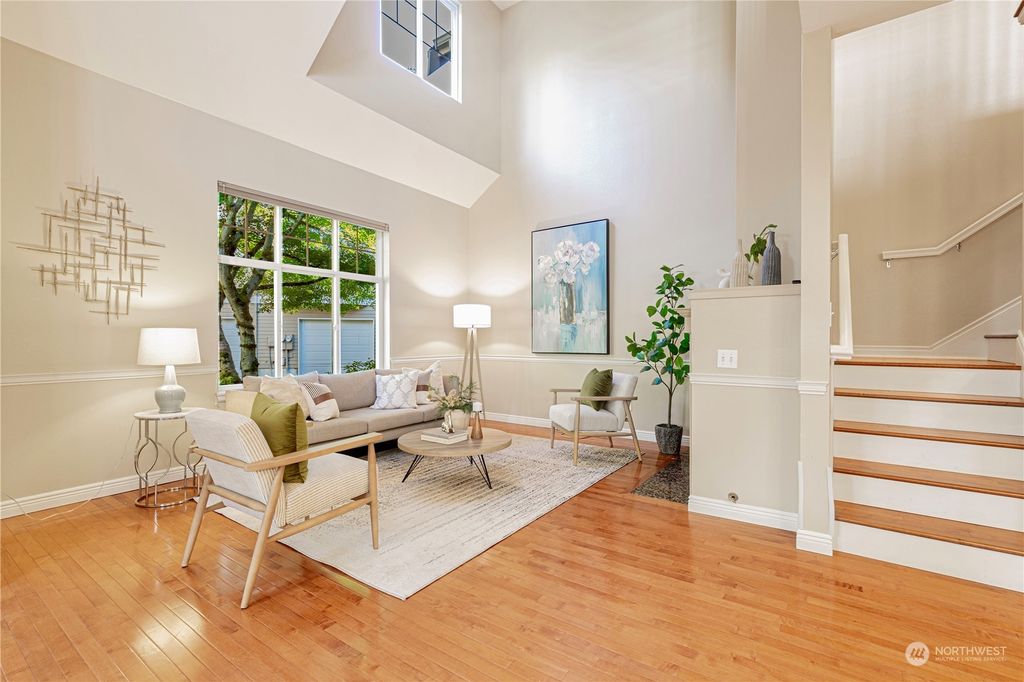 Photo of 6599 161st Avenue SE #B, Bellevue, WA 98006 (MLS # 2193100)
