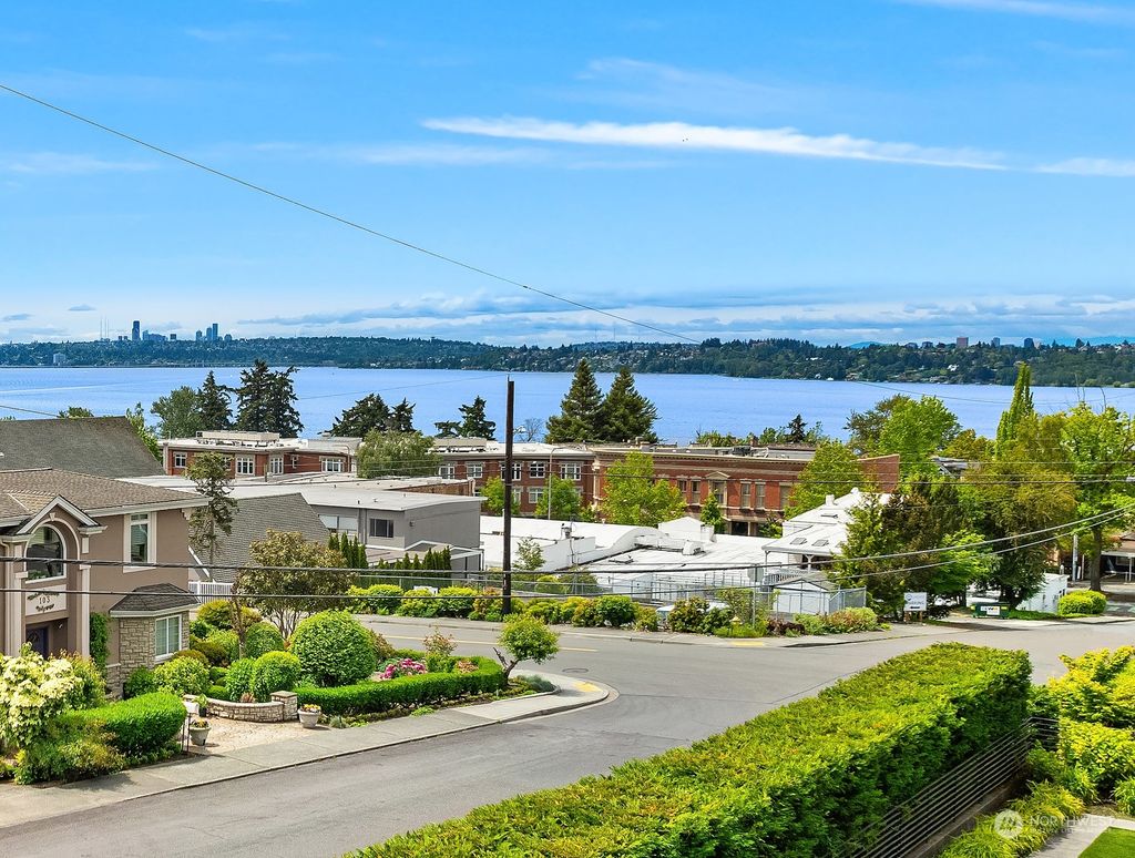 Photo of 118 8th Avenue, Kirkland, WA 98033 (MLS # 2242347)