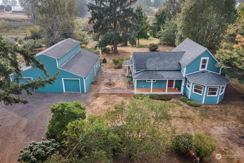 Photo of 8208 85th Avenue SE, Snohomish, WA 98290 (MLS # 2003505)