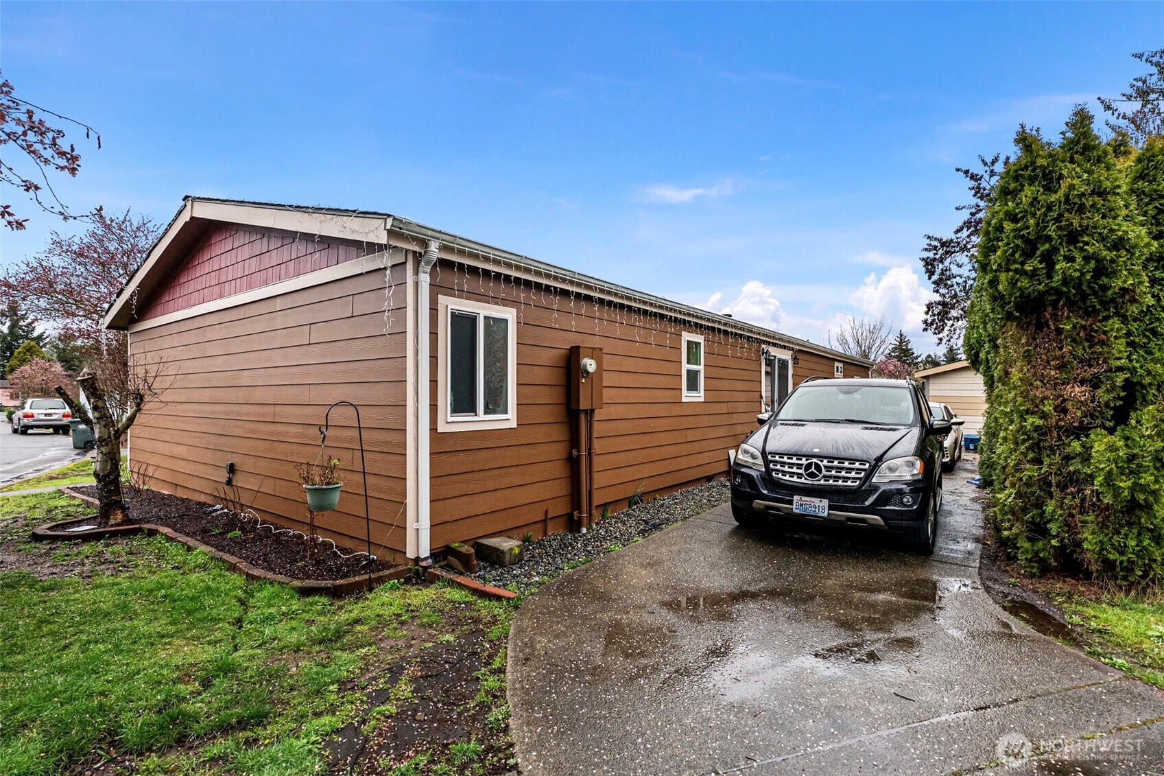 13719 12th Avenue S 12