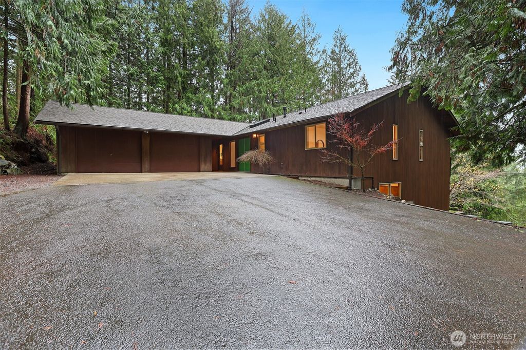 Photo of 24605 SE 146th Street, Issaquah, WA 98027 (MLS # 2458260)