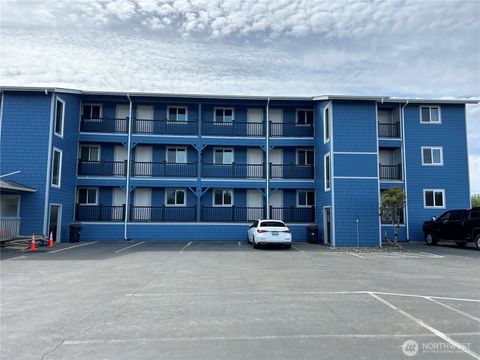 Photo of 835 Ocean Shores Boulevard NW #208, Ocean Shores, WA 98569 (MLS # 2133853)