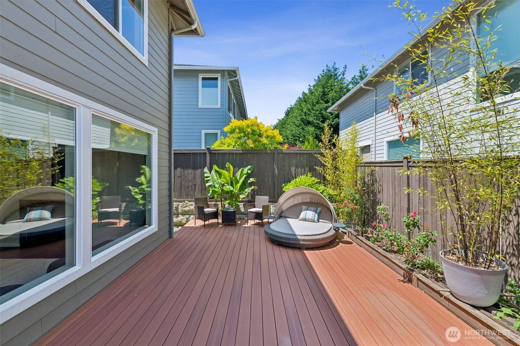 Photo of 12914 SE 213th St, Kent, WA 98031 (MLS # 2409367)