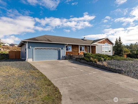 670 El Prado Avenue Coupeville WA 98239