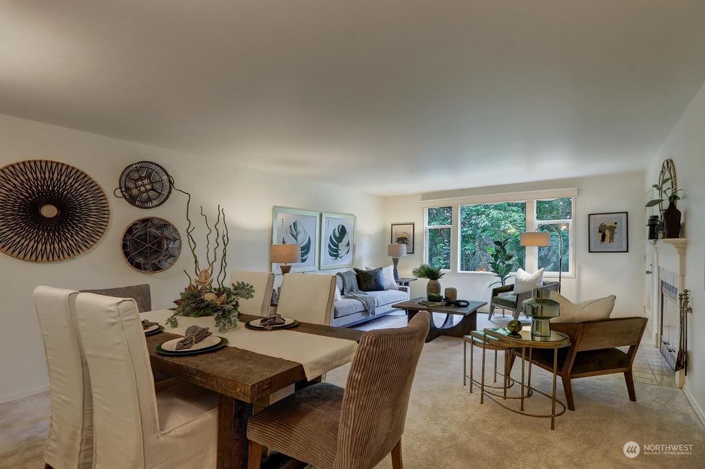 Photo of 22537 SE 42nd Terrace #1188, Issaquah, WA 98029 (MLS # 2137471)