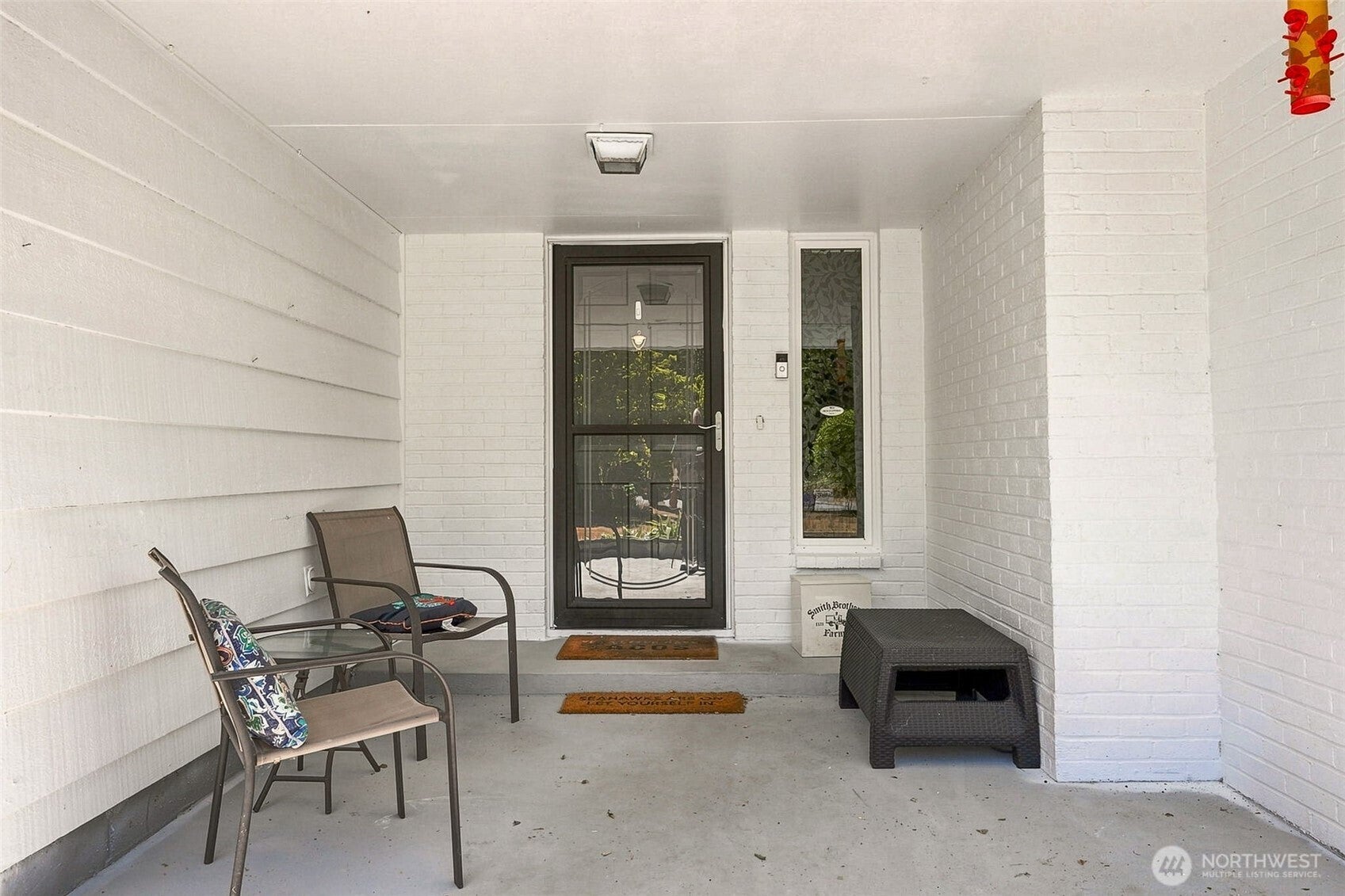 406 Dupont Avenue