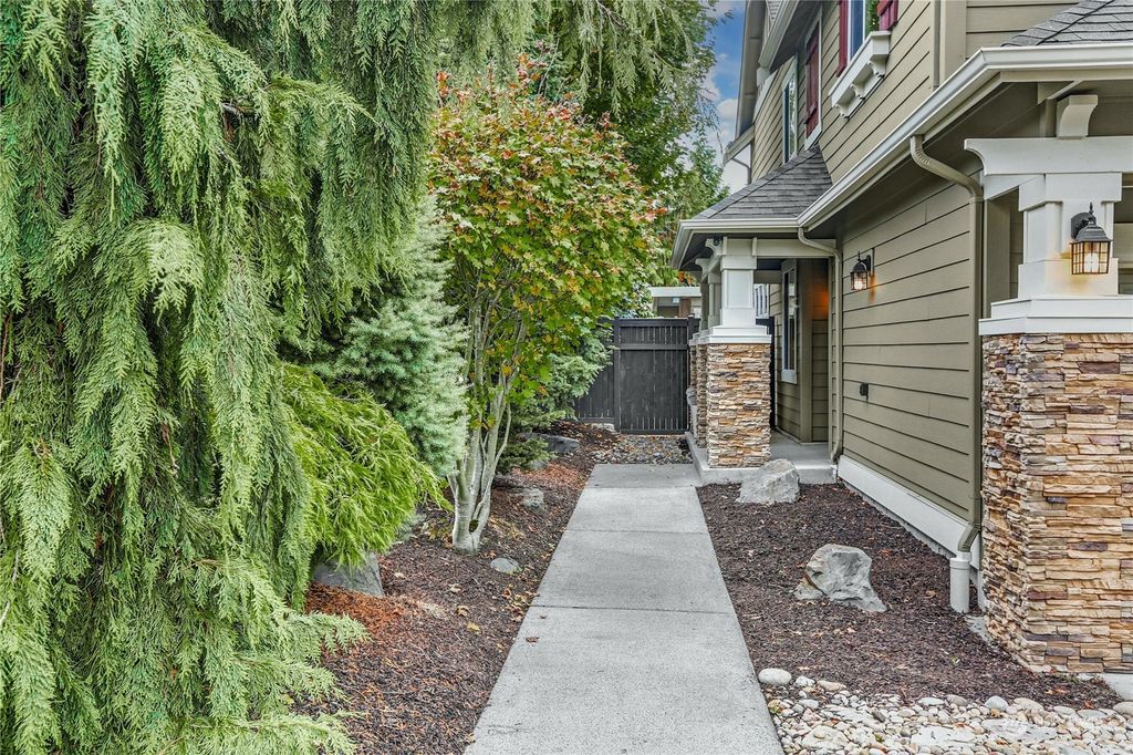 Photo of 16212 41st Drive SE, Bothell, WA 98012 (MLS # 2164956)