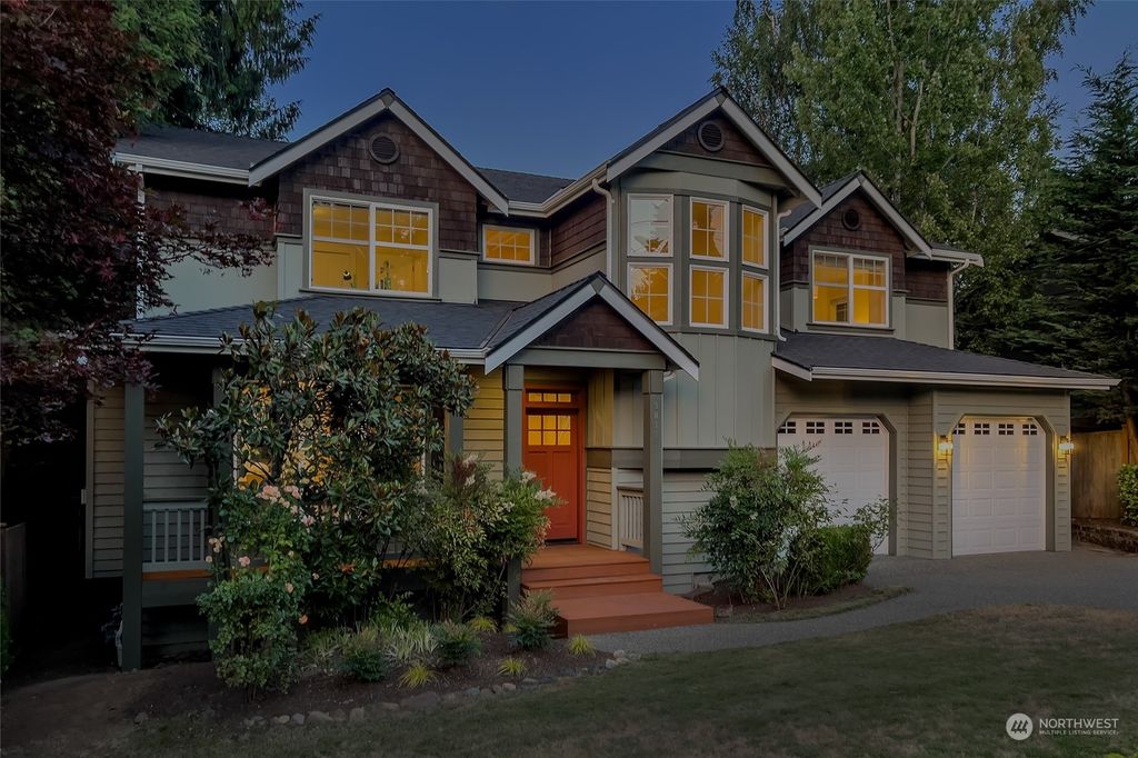 Photo of 9010 27th Avenue NE, Seattle, WA 98115 (MLS # 2142796)