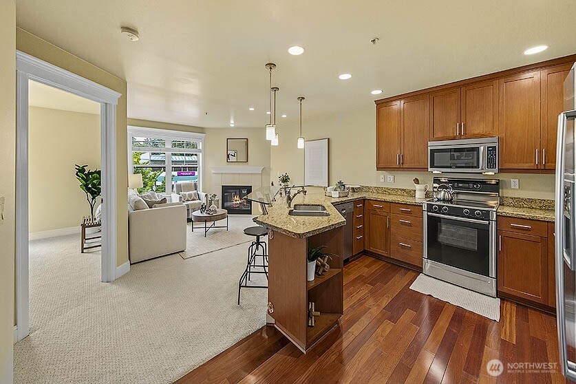 3150 W Government Way 206