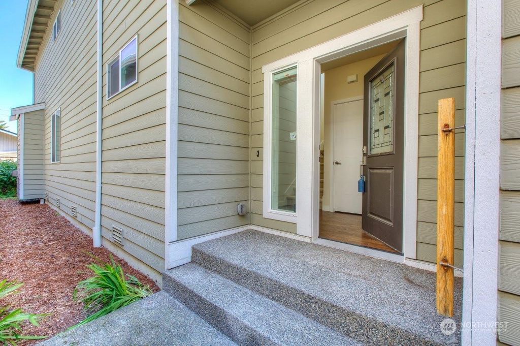 Photo of 10614 2nd Avenue SW, Seattle, WA 98146 (MLS # 2076199)