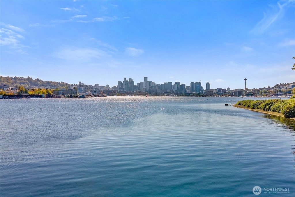 Photo of 2143 N Northlake Way #64, Seattle, WA 98103 (MLS # 2585333)