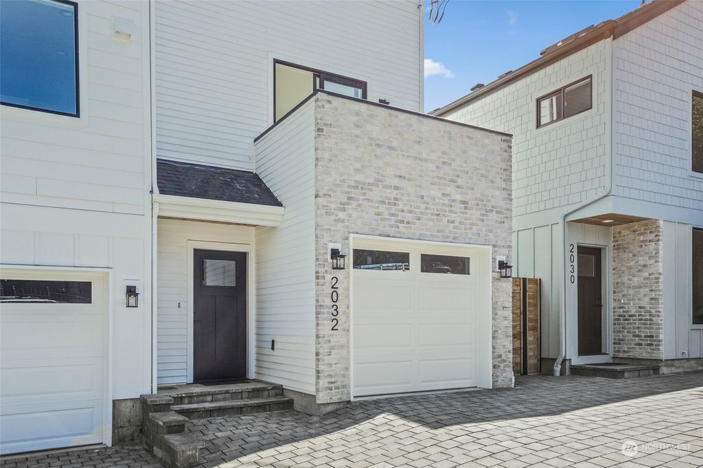 Photo of 2032 19th Avenue E, Seattle, WA 98112 (MLS # 2227363)