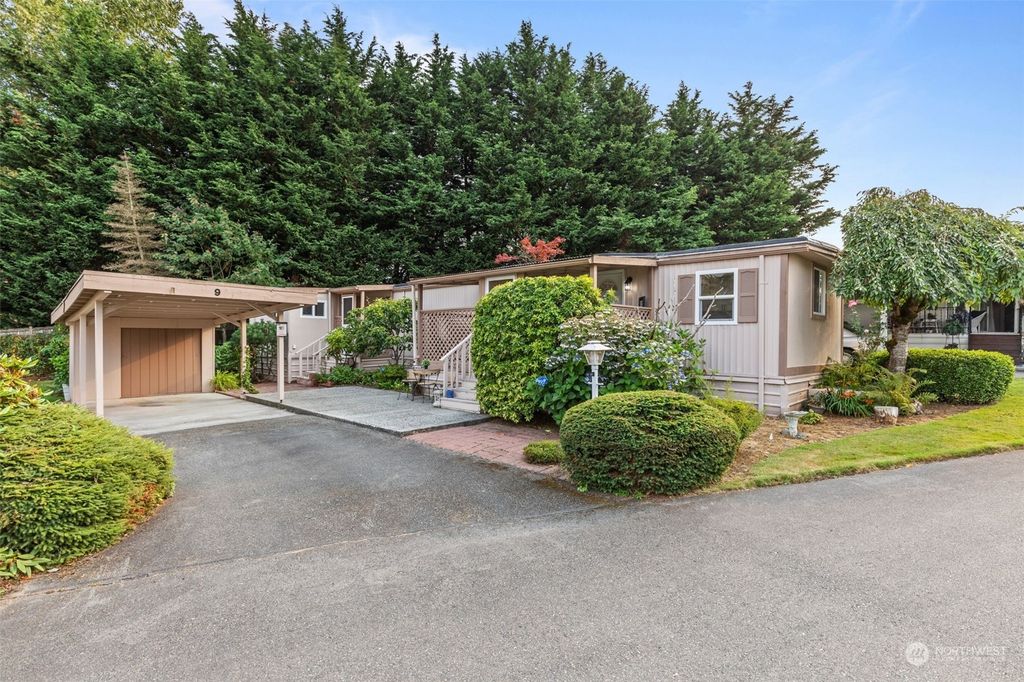Photo of 21429 44th Avenue W #9, Mountlake Terrace, WA 98043 (MLS # 2154292)