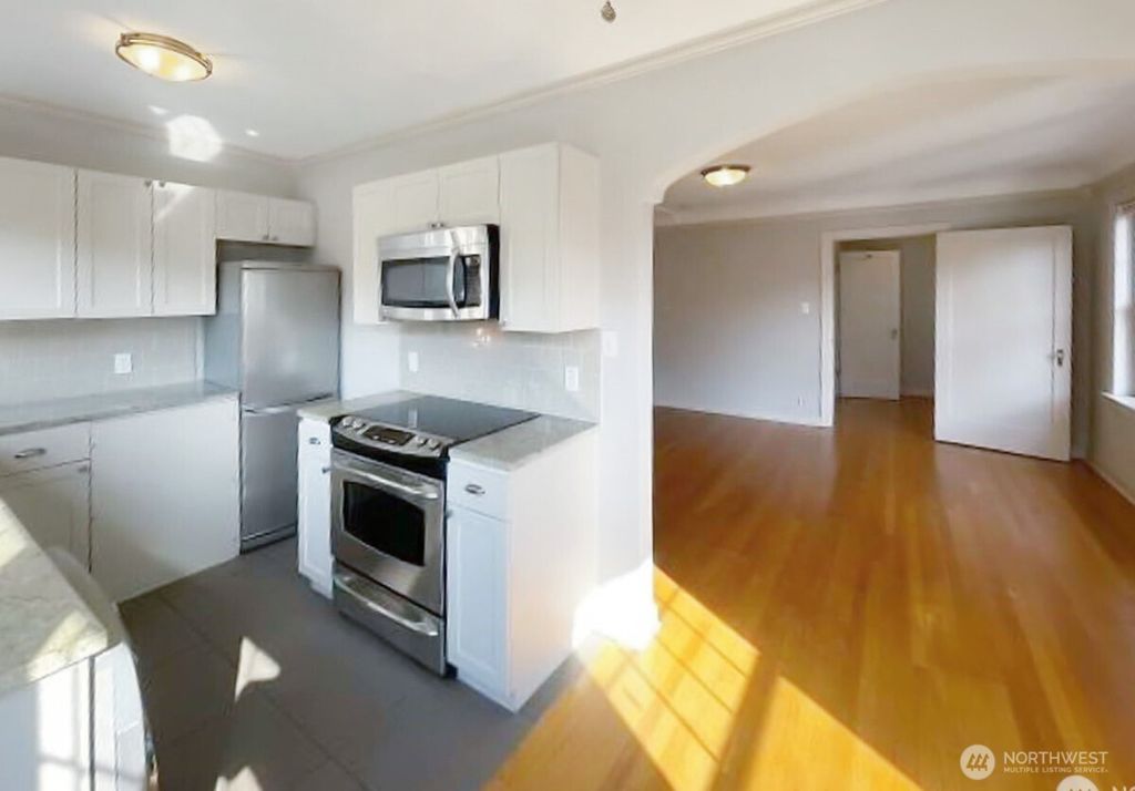 Photo of 124 Warren Avenue N #310, Seattle, WA 98109 (MLS # 2461083)