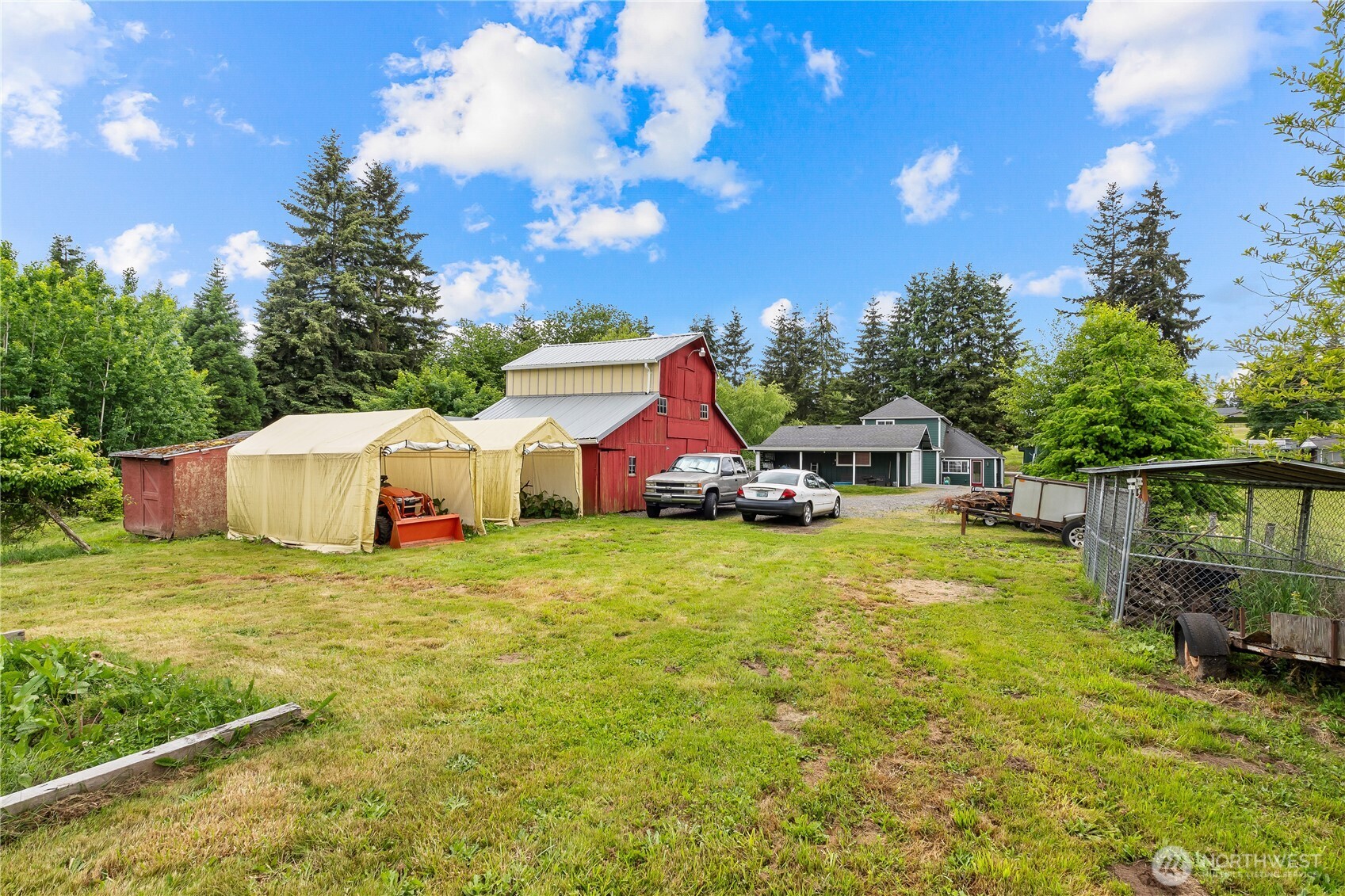 3407 S Fruitland