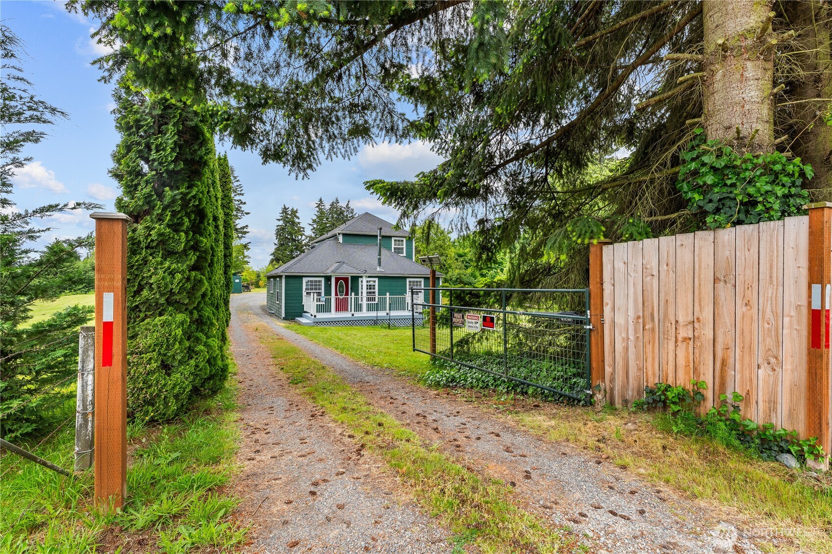 3407 S Fruitland