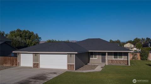 Photo of 701 S Shumard Street, Ellensburg, WA 98926 (MLS # 2557349)