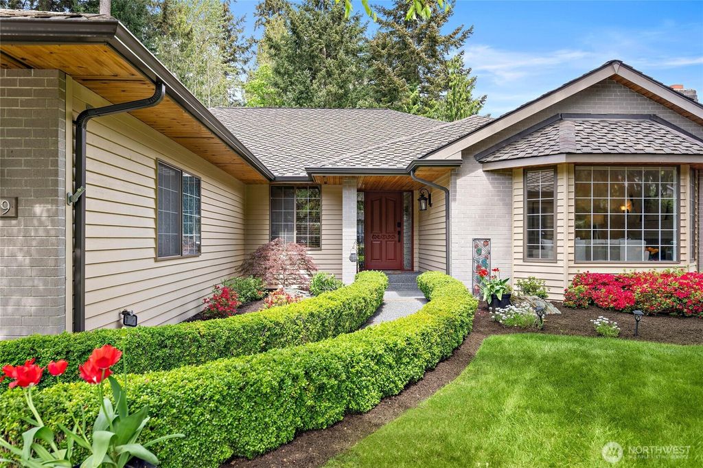 Photo of 4129 124th Street SE, Everett, WA 98208 (MLS # 2514049)